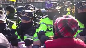 Luptă pentru consumul cărnii de câine în Coreea de Sud! Sute de fermieri au protestat față de intenția Guvernului